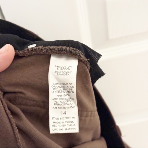 Democracy AbSolution Bootcut Brown Corduroy Pants 14 Stretch Comfort Waistband - Picture 8 of 8